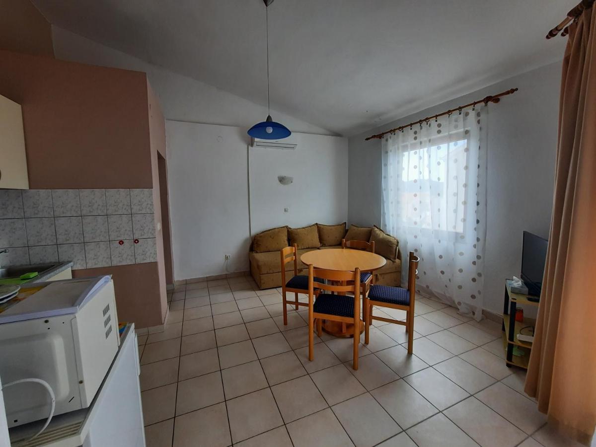 Apartments Dario Ražanj Buitenkant foto