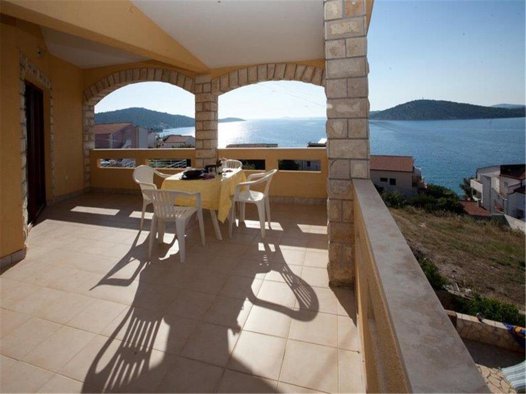 Apartments Dario Ražanj Buitenkant foto
